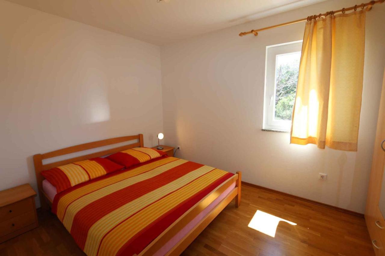 Apartments In Silo/Insel Krk 13430 Exterior photo