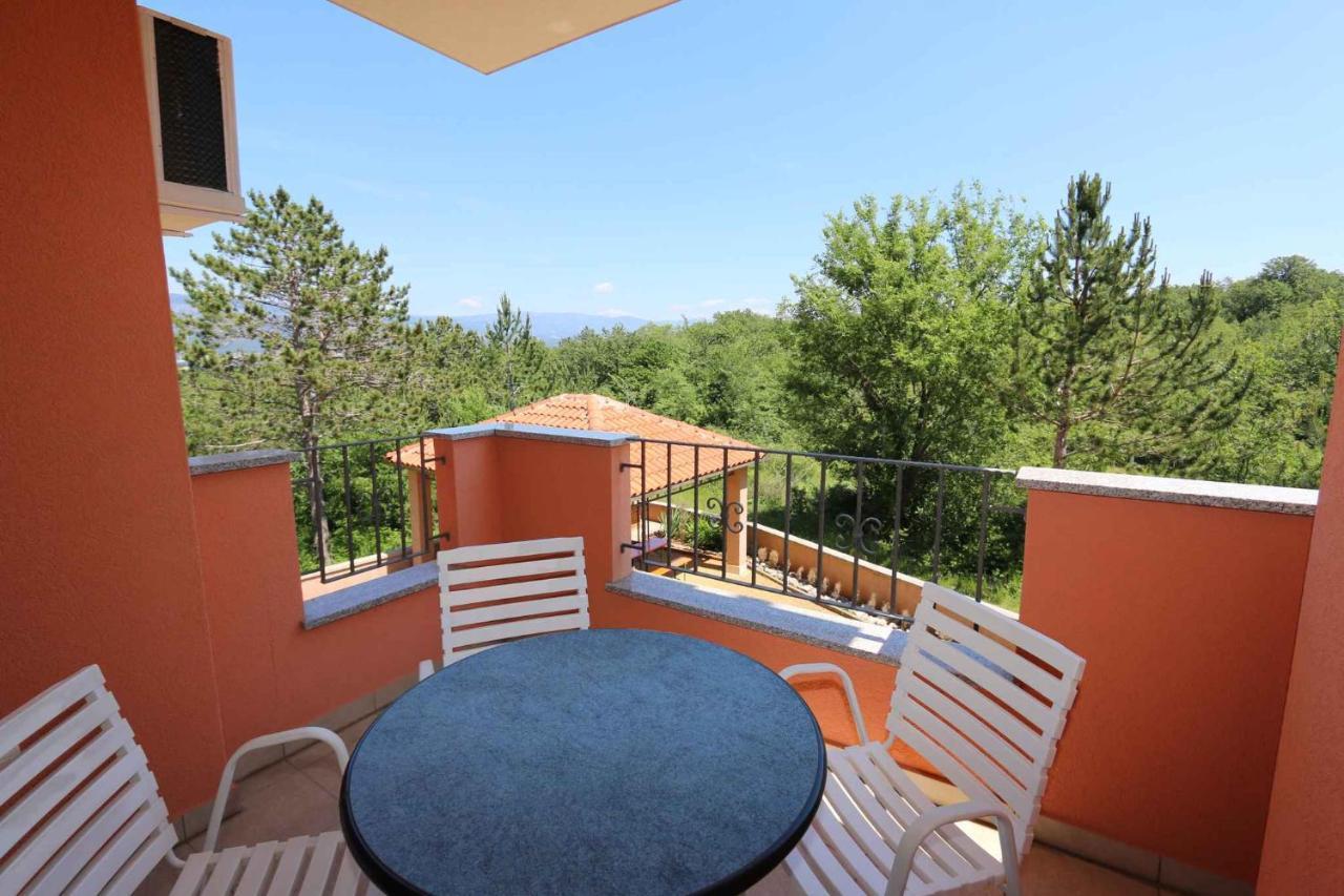 Apartments In Silo/Insel Krk 13430 Exterior photo