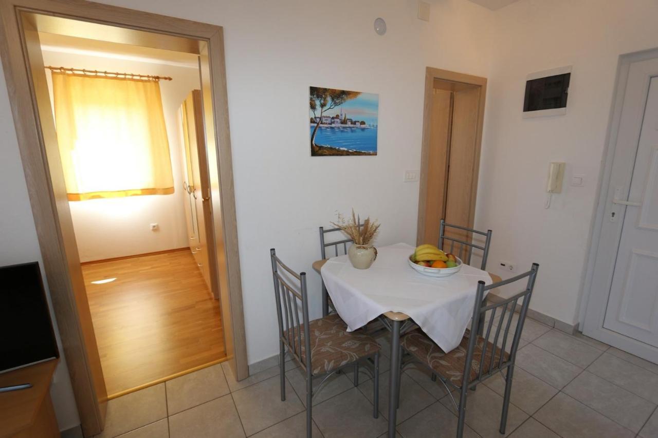 Apartments In Silo/Insel Krk 13430 Exterior photo